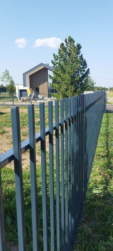 Buy a fence section made of INDUSTRY GUARDE 20x20mm/1.2mm 1.50m/2.50m shaped tube from the manufacturer Sitka Zahid photo 13